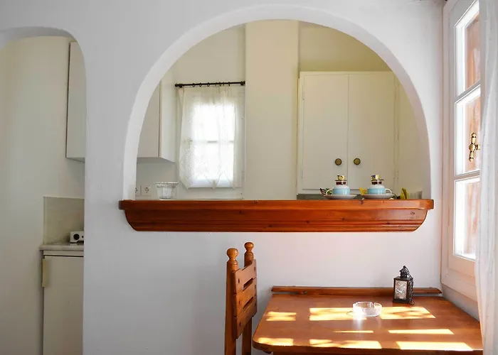 Pinelopi Mykonos Town