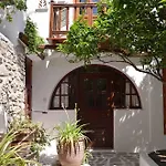 Pinelopi 3*