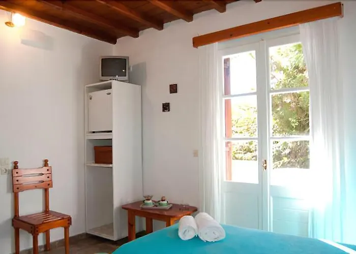 Pinelopi Mykonos Town