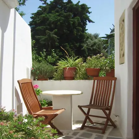 Aparthotel Pinelopi 3*