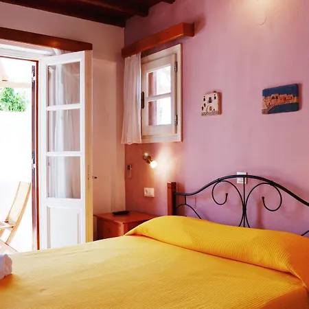 Aparthotel Pinelopi