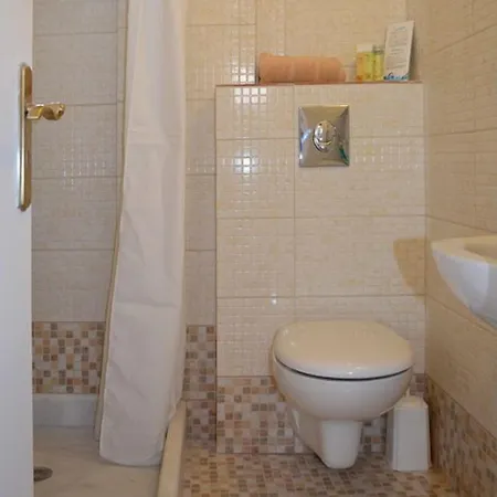 Pinelopi Aparthotel 3*